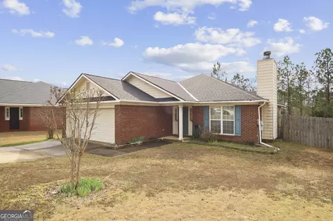 7798 Leaning Pine Ct, Midland, GA 31820