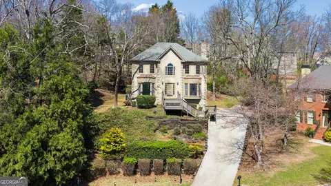 5055 Mallory Ct, Suwanee, GA 30024