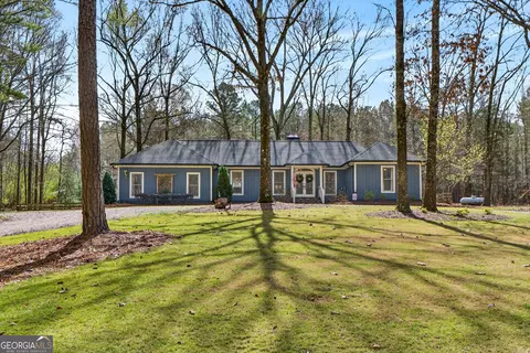 7581 Old Zebulon Rd, Molena, GA 30258