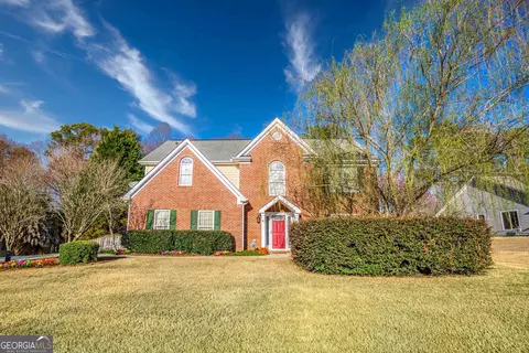 3520 Lochmill Dr, Loganville, GA 30052
