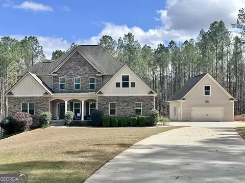 128 Harris Trl, Newnan, GA 30263