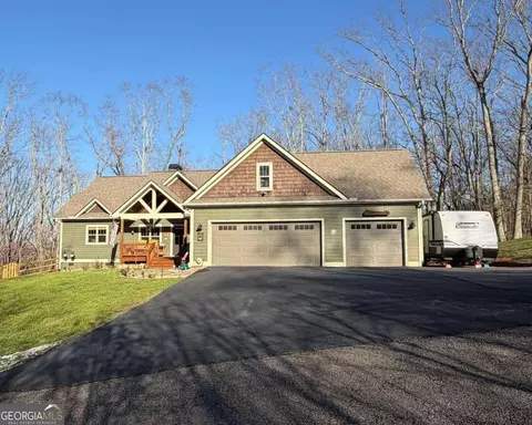 2406 Winterview Rdg, Gainesville, GA 30506