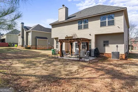 Exterior - 132 Luke Cv, Hampton, GA 30228 photo 4 of 6