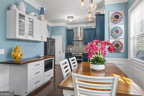 Kitchen - 132 Luke Cv, Hampton, GA 30228 photo 4 of 4
