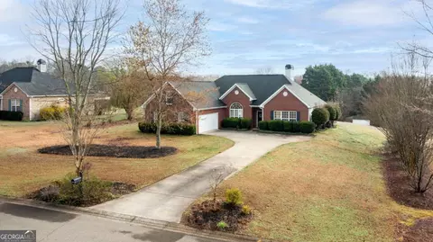 6430 Crystal Ln, Cumming, GA 30040