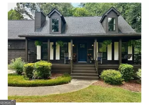1066 Sea Oats Way SW, Lilburn, GA 30047