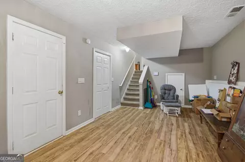 Entry Way - 170 Hunters Trce, Covington, GA 30014 photo 2 of 2