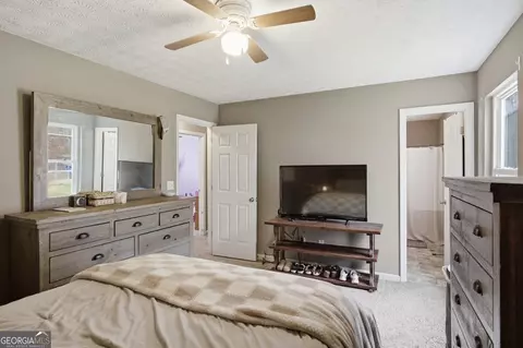 Bedroom - 170 Hunters Trce, Covington, GA 30014 photo 2 of 6