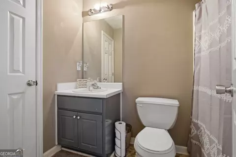 Bath - 170 Hunters Trce, Covington, GA 30014 photo 2 of 2