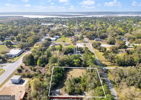 1008 Wheeler St, Saint Marys, GA 31558