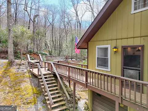 Exterior - 559 Maple Leaf Dr, Dillard, GA 30537 photo 7 of 13