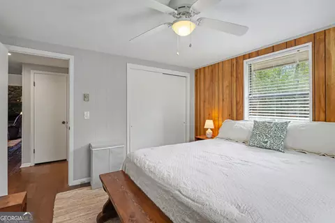 Bedroom - 559 Maple Leaf Dr, Dillard, GA 30537 photo 2 of 6