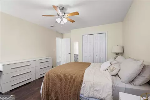 Bedroom - 1380 Commonwealth Ln, Grayson, GA 30017 photo 1 of 6