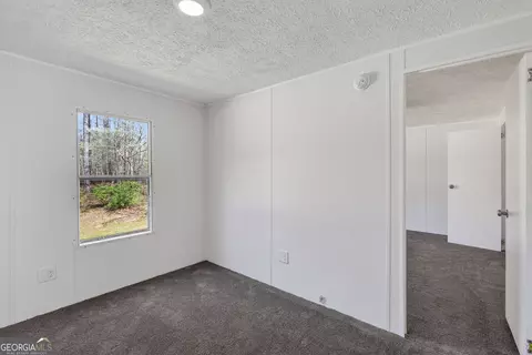 Bedroom - 886 Walnut Dr, Monroe, GA 30655 photo 4 of 7