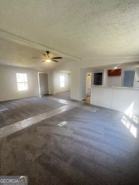 Living - 886 Walnut Dr, Monroe, GA 30655 photo 1 of 2