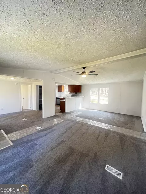 Living - 886 Walnut Dr, Monroe, GA 30655 photo 2 of 2