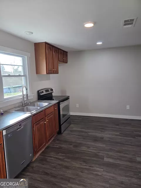 10 Archer St, Toccoa, GA 30577 photo 6