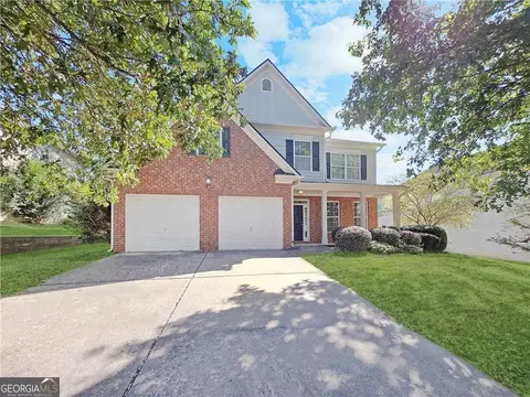 5425 Fieldfreen Dr, Cumming, GA 30028