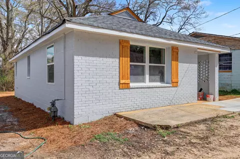Exterior - 7 Jackson St, Barnesville, GA 30204 photo 1 of 2