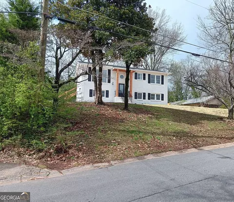 639 Bonnie Dell Dr, Marietta, GA 30062