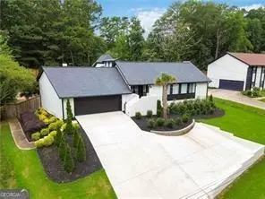 7025 Northgreen Dr, Sandy Springs, GA 30328