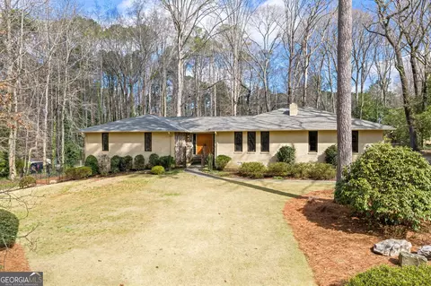 5666 Redcoat Run, Smoke Rise, GA 30087