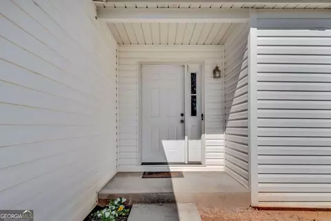 1071 Traymore Dr, Norcross, GA 30093