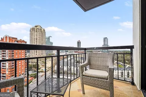 3481 Lakeside Dr NE #2207, Atlanta, GA 30326