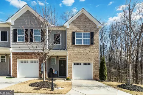 1520 Bluff Valley Cir, Gainesville, GA 30504