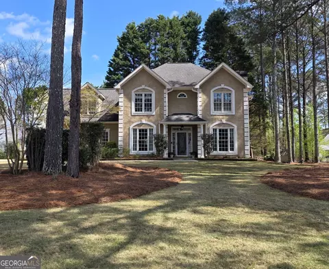 39 Braves Crossing Ct, Sharpsburg, GA 30277