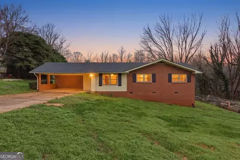 4075 Craig Pl, Gainesville, GA 30507
