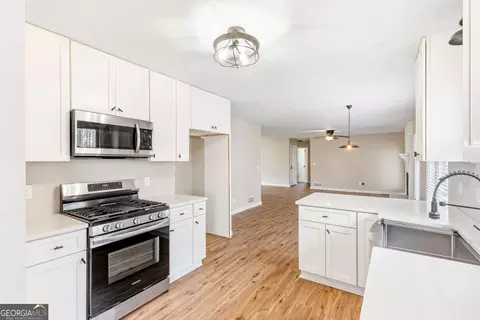 Kitchen - 616 Wells Rd, Buchanan, GA 30113 photo 2 of 4