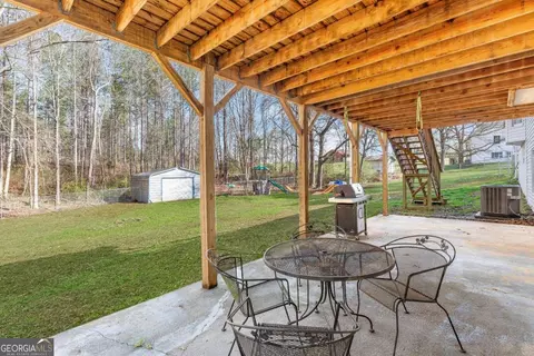 Exterior - 616 Wells Rd, Buchanan, GA 30113 photo 4 of 7