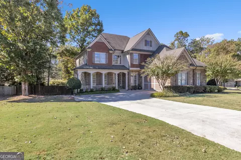 1611 Silvergrass Ln, Grayson, GA 30017