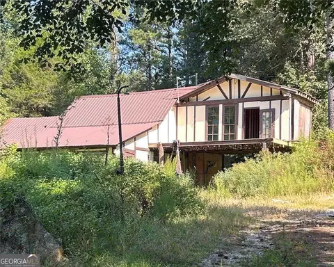 5800 Cascade Palmetto Hwy SW, Fairburn, GA 30213