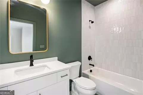 Bath - 1891 Harts Mill Rd NE, Chamblee, GA 30341 photo 7 of 9