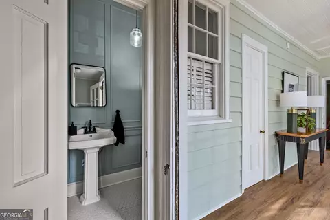 Entry Way - 403 College Ave, Lagrange, GA 30240 photo 10 of 14