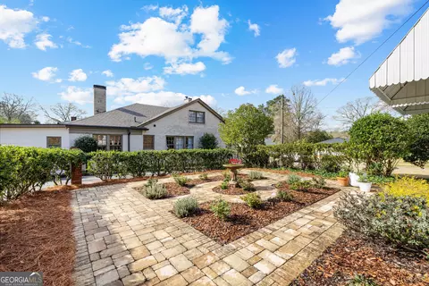 Exterior - 403 College Ave, Lagrange, GA 30240 photo 13 of 27