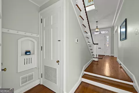 Entry Way - 403 College Ave, Lagrange, GA 30240 photo 9 of 14