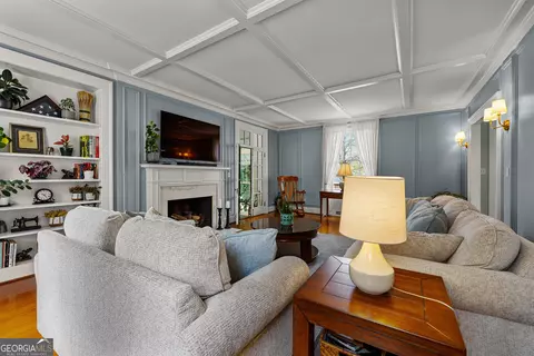 Living - 403 College Ave, Lagrange, GA 30240 photo 3 of 8