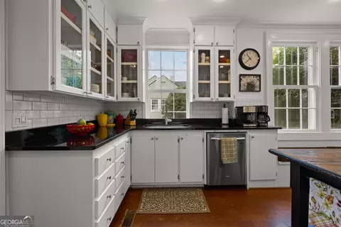 Kitchen - 403 College Ave, Lagrange, GA 30240 photo 3 of 7