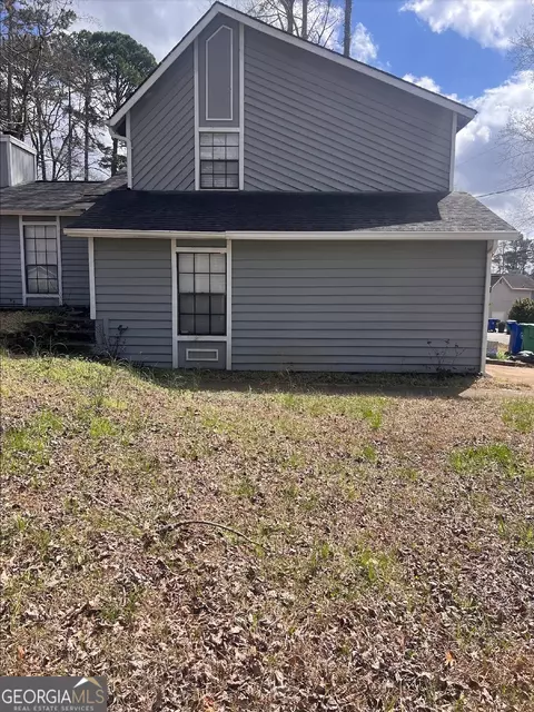 5441 Biffle Ct, Stone Mountain, GA 30088