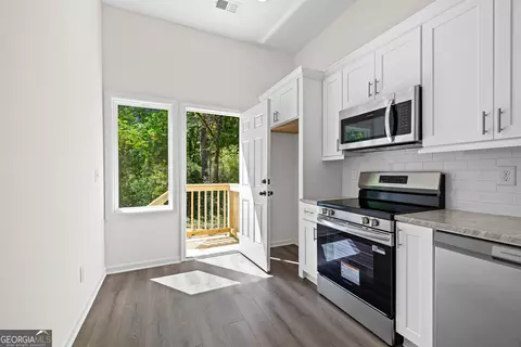 Kitchen - 797 Hunnicutt Ave, Lagrange, GA 30240 photo 3 of 3