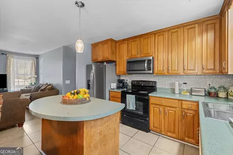 Kitchen - 171 Bear Den Ct, Dalton, GA 30721 photo 1 of 3