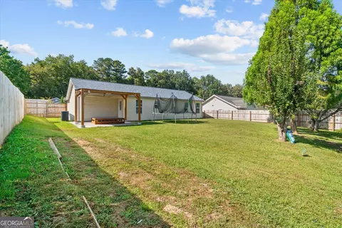 Exterior - 171 Bear Den Ct, Dalton, GA 30721 photo 9 of 10