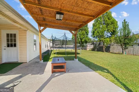 Exterior - 171 Bear Den Ct, Dalton, GA 30721 photo 7 of 10