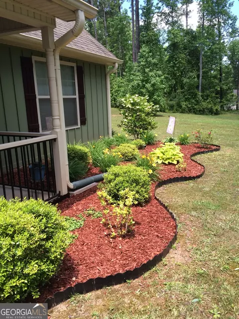 Exterior - 950 John Lovelace Rd, Lagrange, GA 30241 photo 7 of 15