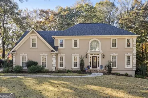 8800 Glen Ferry Dr, Johns Creek, GA 30022