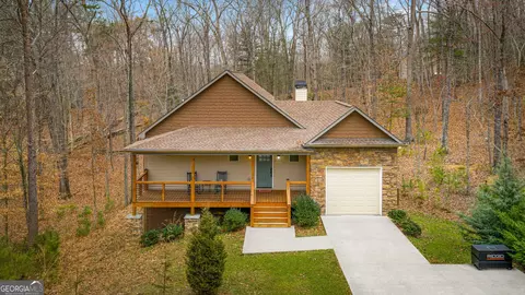 156 Ridgecrest Ct, Ellijay, GA 30540