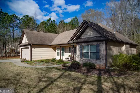 Exterior - 149 Bridle Path, Griffin, GA 30224 photo 4 of 9